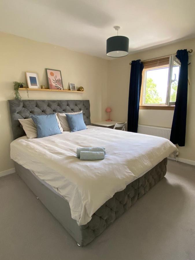 Cozy Bedroom In Shared Accommodation With Free Parking Edinburg Exteriör bild